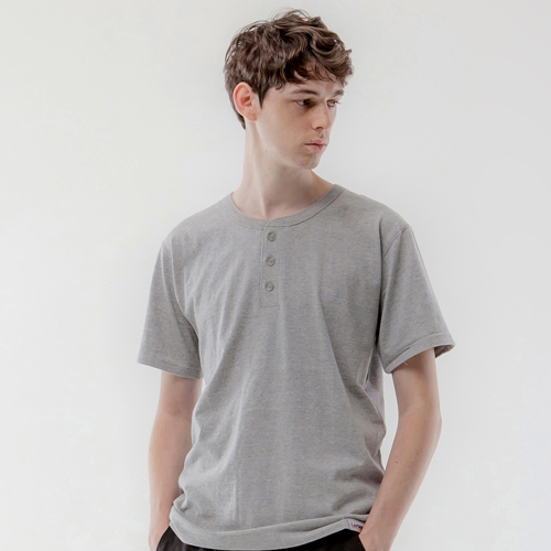 BASIC HENLEY TEE-GRY