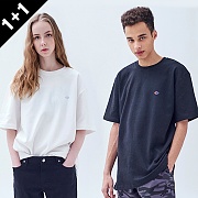 1+1 LOGO POINT T-SHIRT