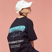 SHARK PRINT TEE NY