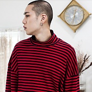 STRIPE WIDE FIT HALF NECK T (red)