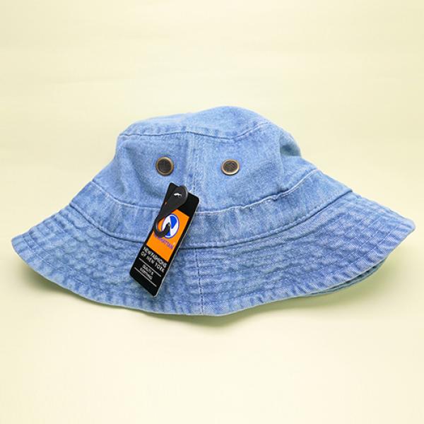 [newhattan]  Ŷ (light blue)