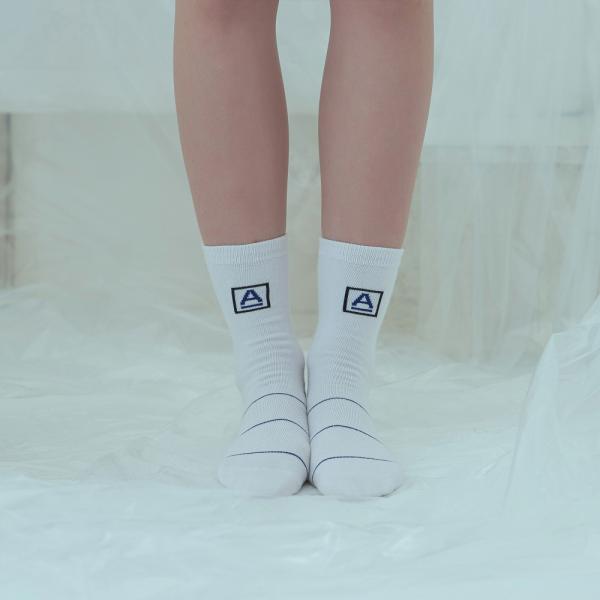 [] ANOTHER FRAME - A-FRAME BLUE LINE SOCKS (WHITE) 縻