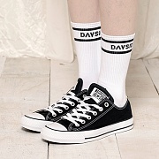 LINE TRAVEL SOCKS