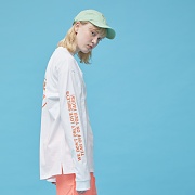 S8D05001 - SMILE PRINTING ROUND T-SHIRT [WHITE]