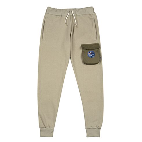3D POCKET sweat pant khaki