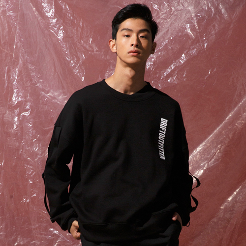 TM-003 TECHWEAR LOGO