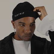 LOGO SHORT BEANIE (black)