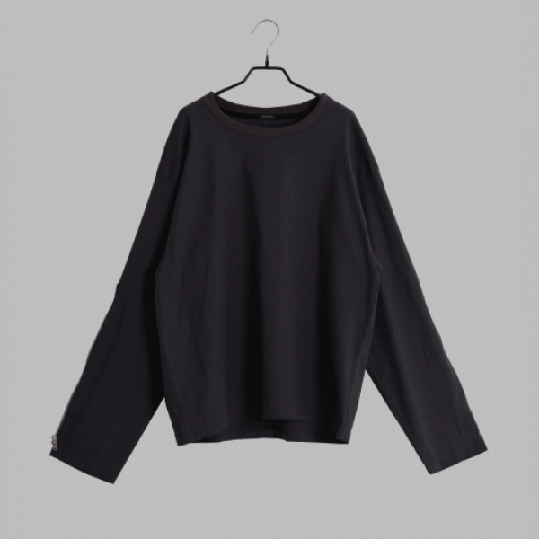 Side zip sweat shirt