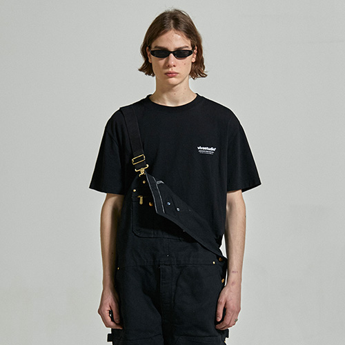 [ISV07] LOCATION LOGO SHORTSLEEVE IS [BLACK]