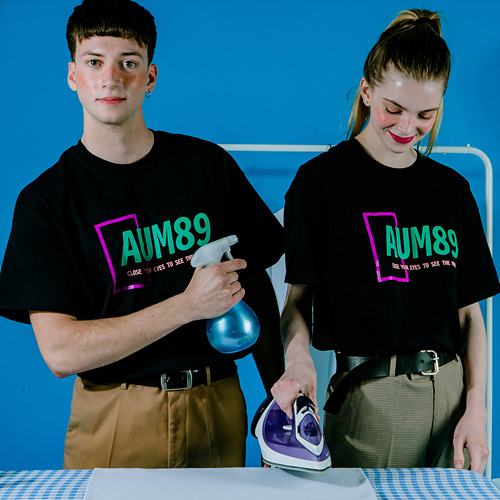 AUM89 SQUARE LOGO T-SHIRT (BLACK)