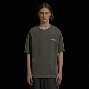 PIGMENT SHORT SLEEVE IS [KHAKI] (MT)